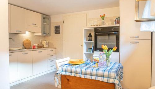 One-Bedroom Apartment - Non-Smoking