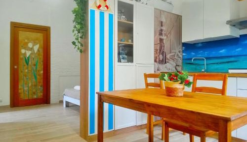 Studio Apartment with One Double Bed