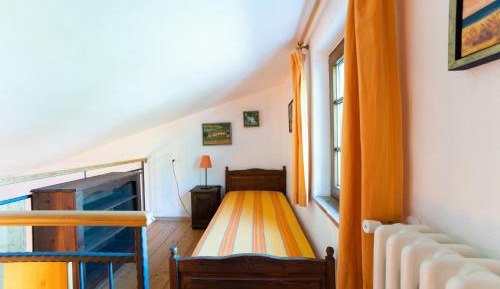 One-Bedroom Apartment with Balcony