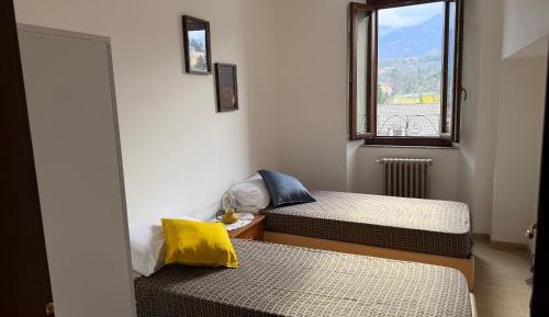 Twin Room with Mountain View