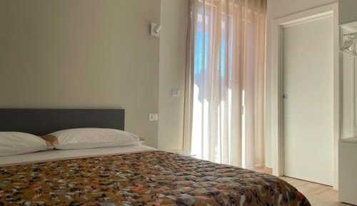 Deluxe Family Suite