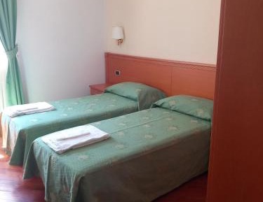 Twin Room - Disability Access