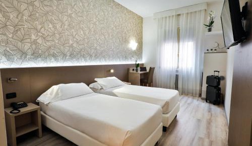 Business Quadruple Room