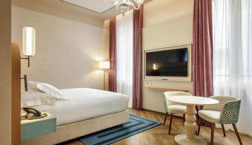 King Guest Room