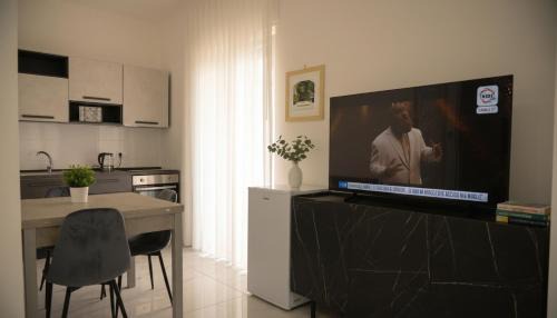 Studio Apartment with Balcony