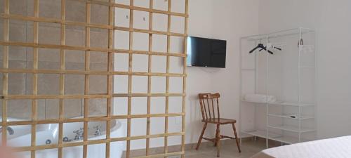 Deluxe Double Room (2 Adults + 1 Child)