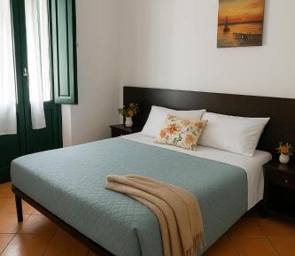 Single Room with Terrace