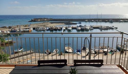 Two-Bedroom Apartment with Terrace and Sea View