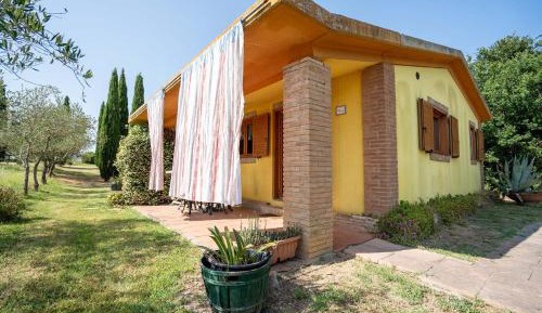 One-Bedroom Apartment with Garden