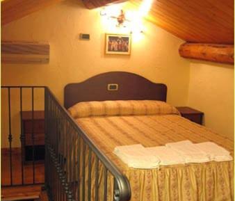 Duplex Quadruple Room