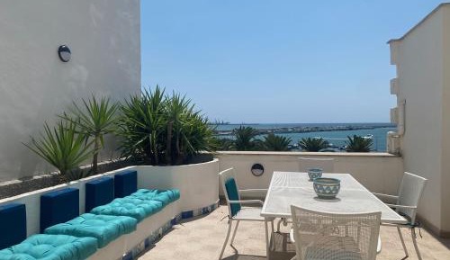 Apartment with Terrace with Sea View
