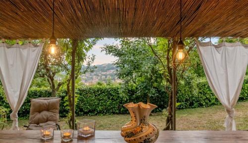 Villa with Garden View