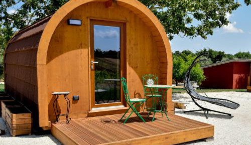Deluxe Bungalow with Garden View