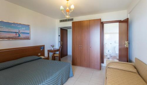 Triple Room with Private Bathroom