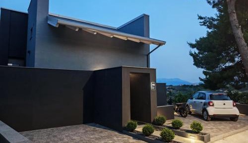 One-Bedroom House