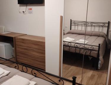 Quadruple Room with Private Bathroom
