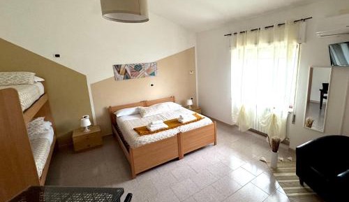 Quadruple Room with Private Bathroom