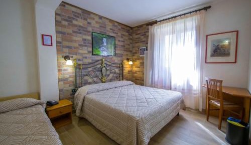 Classic Triple Room