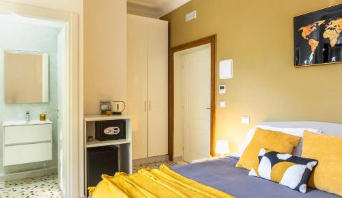 Deluxe Double Room with Castle View