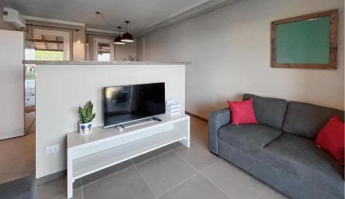 Three-Bedroom Vacation Home 