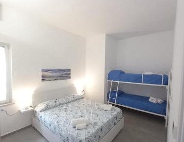 One-Bedroom Apartment with Garden
