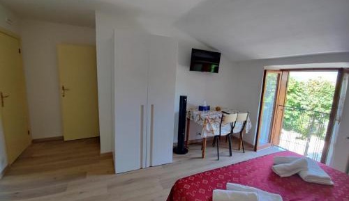 Triple Room with Bathroom