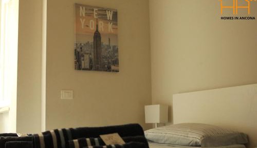 Standard Twin Room with Shared Bathroom