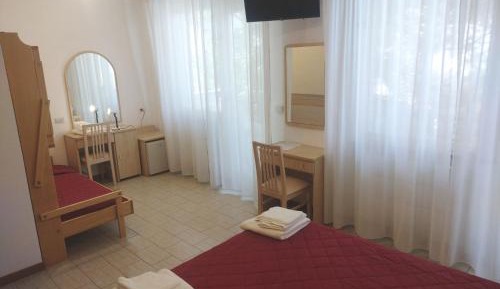 Standard Triple Room with Sea View