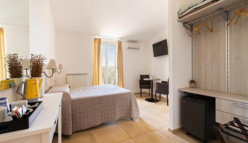 Large Double Room