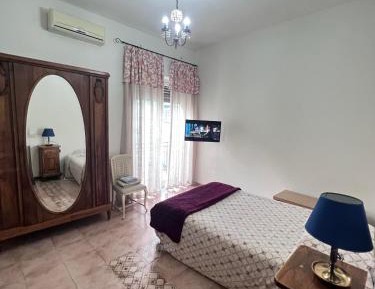 Double Room with Private External Bathroom