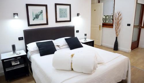 Suite with Garden View