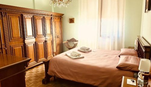 Double Room with Shared Bathroom