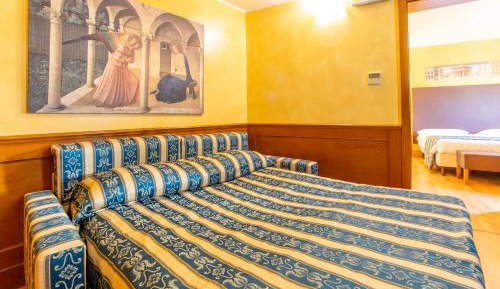 Classic Quadruple Room