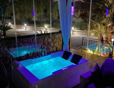 Superior Chalet