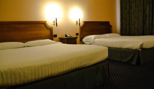 Executive Triple Suite