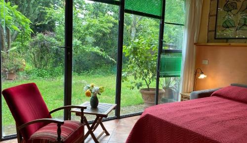 Queen Room with Garden View
