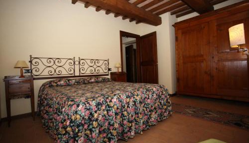 One-Bedroom Apartment with Sofa Bed