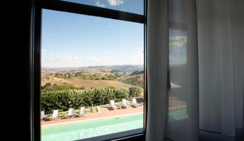 Double or Twin Room with Pool View