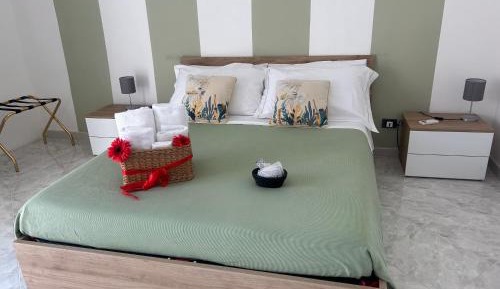 Deluxe Double Room with Extra Bed