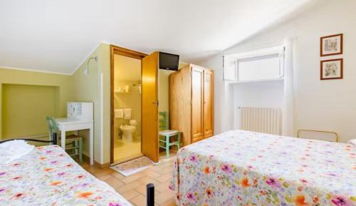 Classic Triple Room