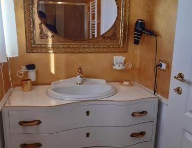 Queen Room with Balcony