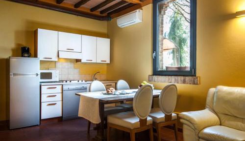 Superior One-Bedroom Apartment - Separate Building