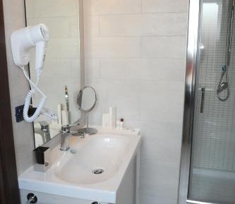 Economy Double or Twin Room