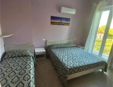 Triple Room