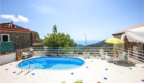 Three-Bedroom Vacation Home 
