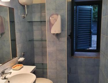 Double or Twin Room with Side Sea View