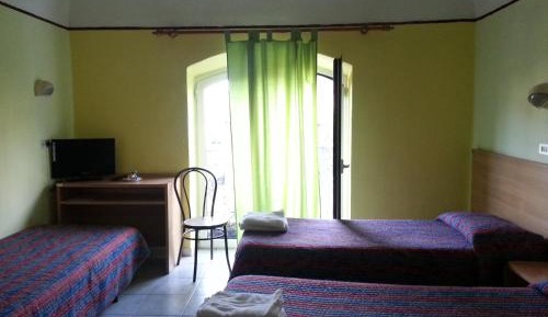 Triple Room with Bathroom