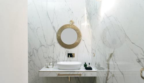 King Room with Spa Bath