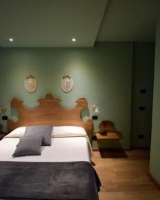 Basic Triple Room