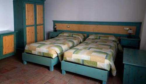 Large Single Room